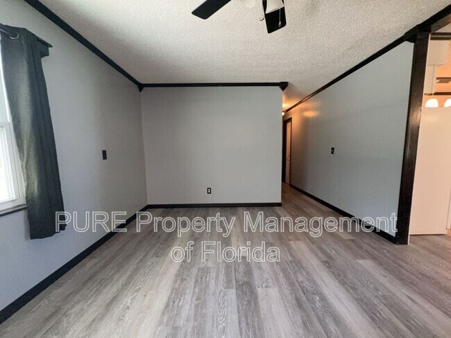 Building Photo - 12300 SE 128th Ct