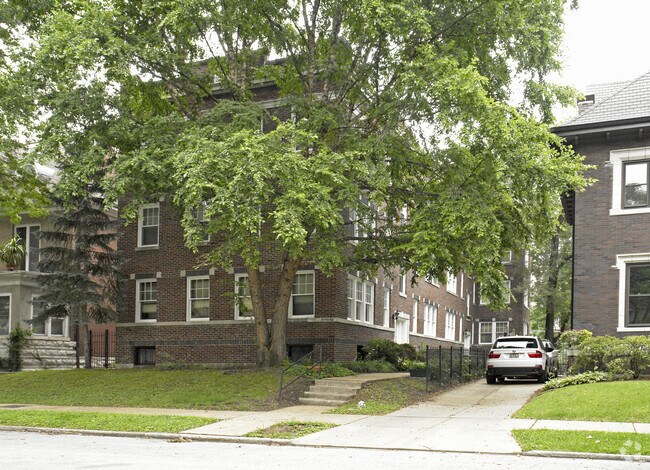 Building Photo - 5050-5054 Washington Pl