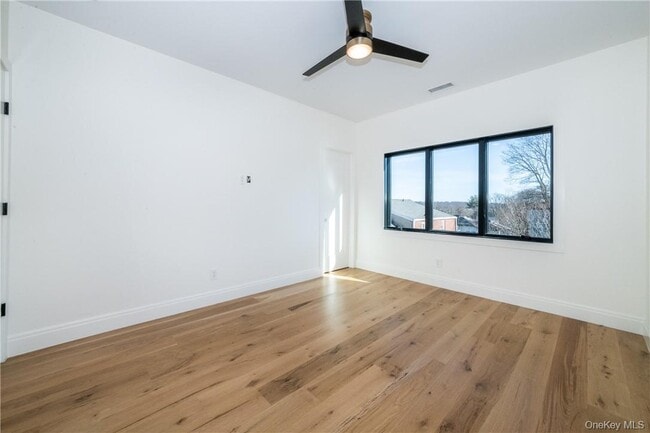 Building Photo - 23 Poplar St