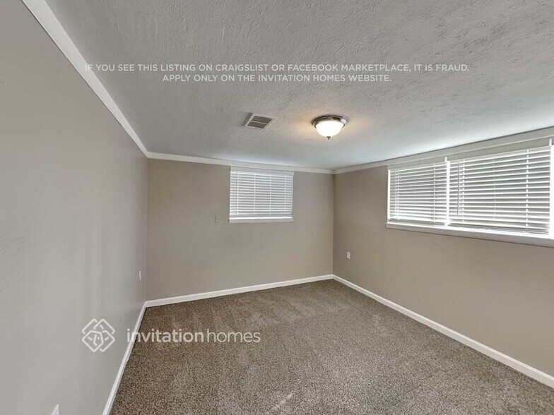 Building Photo - 3010 Abilene St