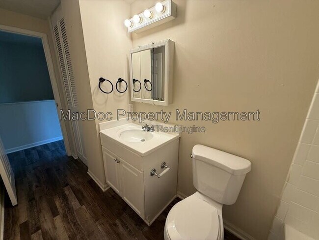 Building Photo - 4749 Hedrick Ln