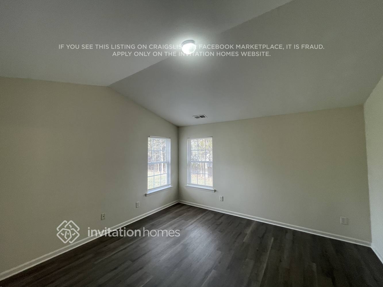 Building Photo - 721 Carly Court