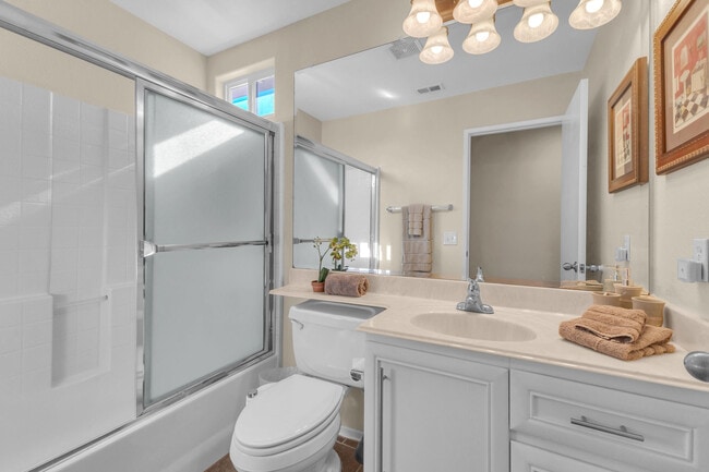 Building Photo - 170 Vía Tramonto