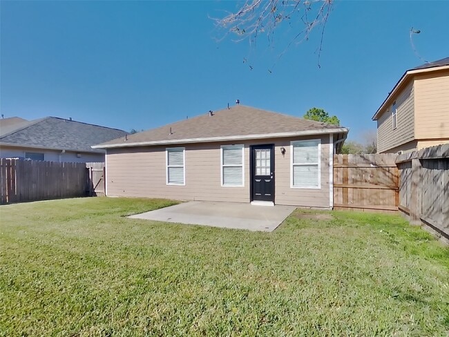 Building Photo - 614 Harpswell Ln