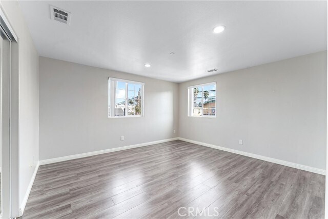 Building Photo - 435 Cerritos Ave