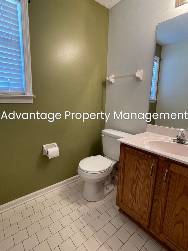Building Photo - Nice Home In Cordova