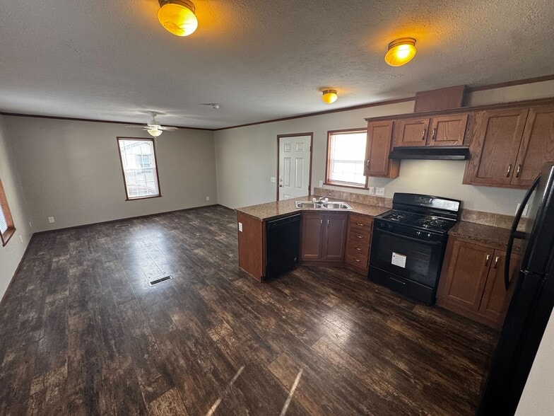 Building Photo - 3510 N 9th St