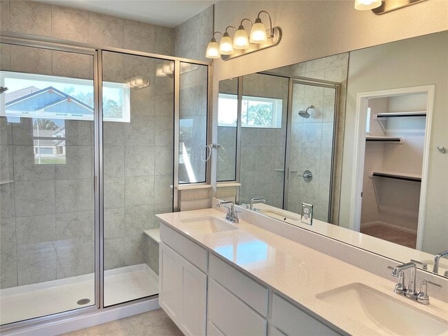 Building Photo - 196 Spangle Wy