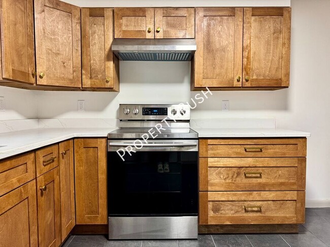 Building Photo - 3906 Forest Highland Cir