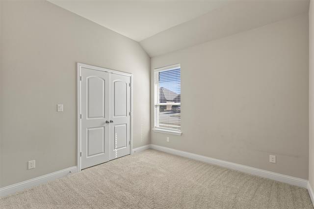 Building Photo - 104 Colonial Dr