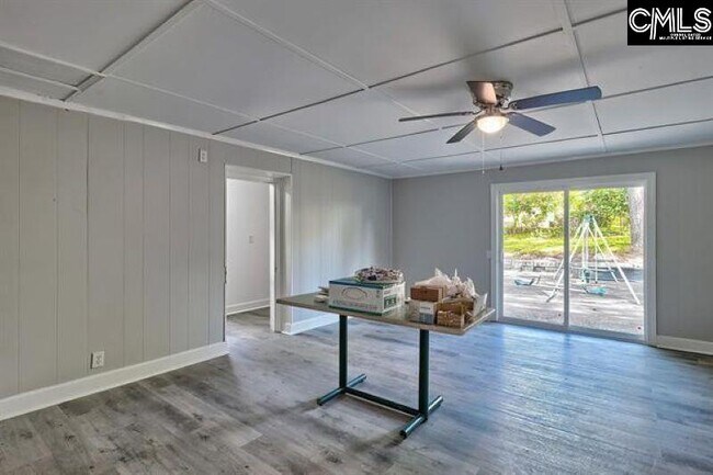Building Photo - 4057 Rosewood Dr