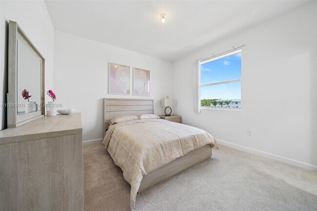 Building Photo - 33762 SW 194th Pl