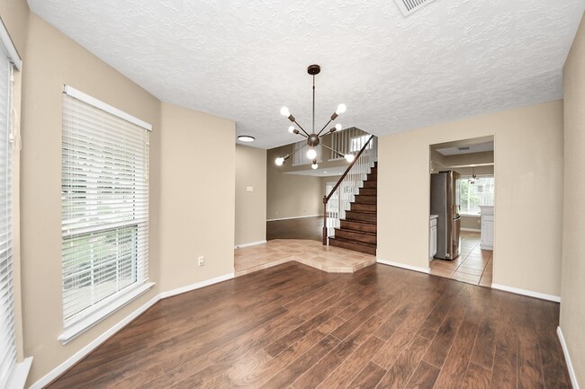 Building Photo - 3834 Carya Cir