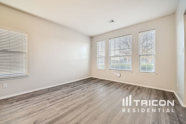 Building Photo - 6269 Trinity Creek Dr