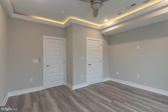 Building Photo - 139 W Huntingdon St