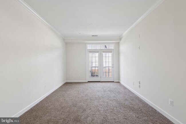 Building Photo - Welcome to Potomac Club—an amenity-packed, gated community!