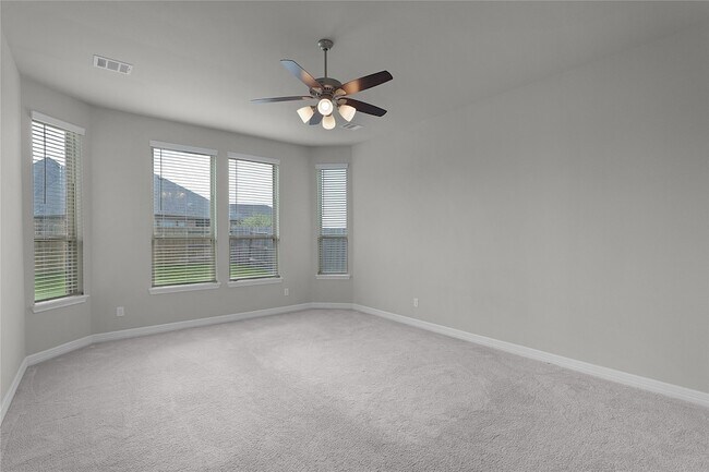 Building Photo - 6026 Lake Bridge Ln