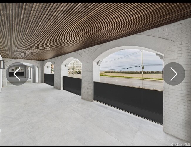 Building Photo - 1-31H W Broadway