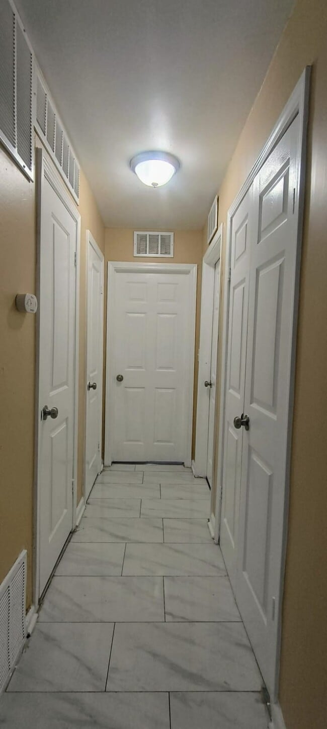 Building Photo - 8353 Alpine St