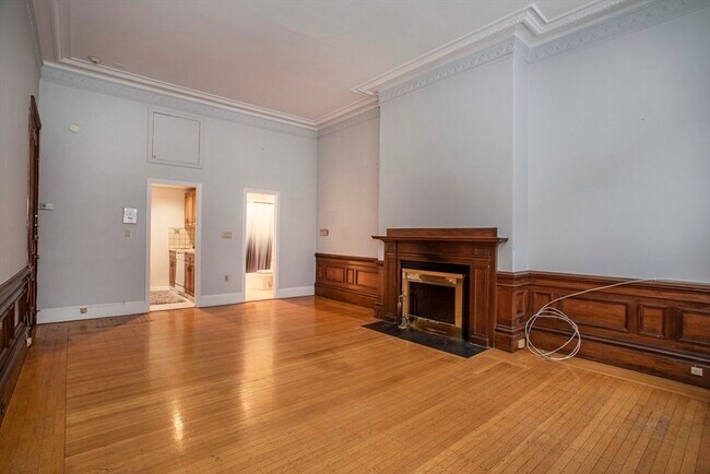 Building Photo - 123 Marlborough St