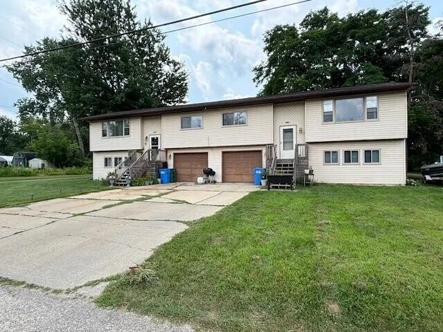 Primary Photo - 821 Island Ct
