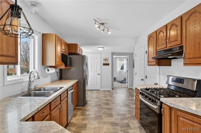 Building Photo - 47 15th Ave