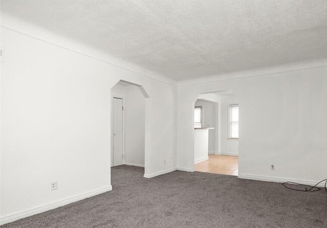 Building Photo - 24868 Grove Ave