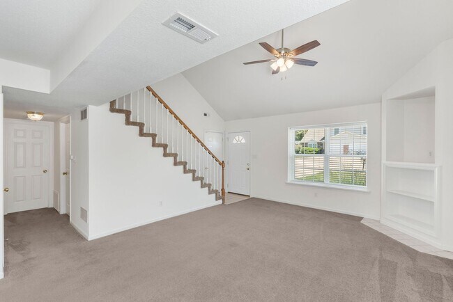 Building Photo - 5001-5003 Betty Jean Way