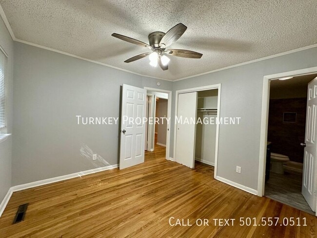 Building Photo - 1011 Edgehill