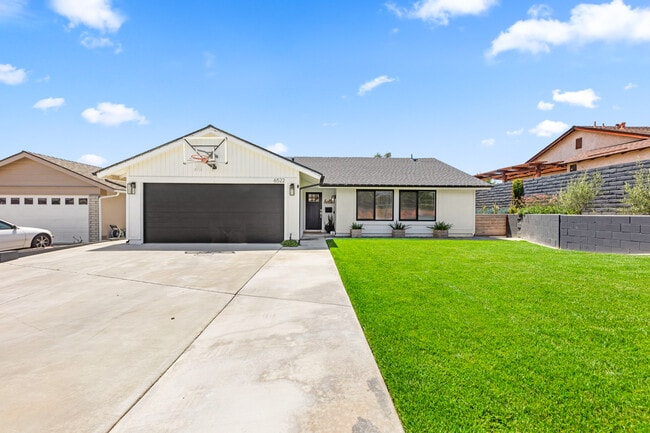 Building Photo - 6522 Farinella Dr