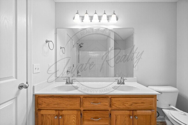Building Photo - Charming 3 Bedroom Ranch in Clarksville!