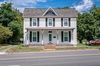 Building Photo - 632 E Market St