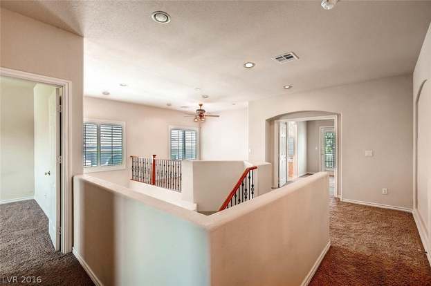 Building Photo - 275 Spectacular St
