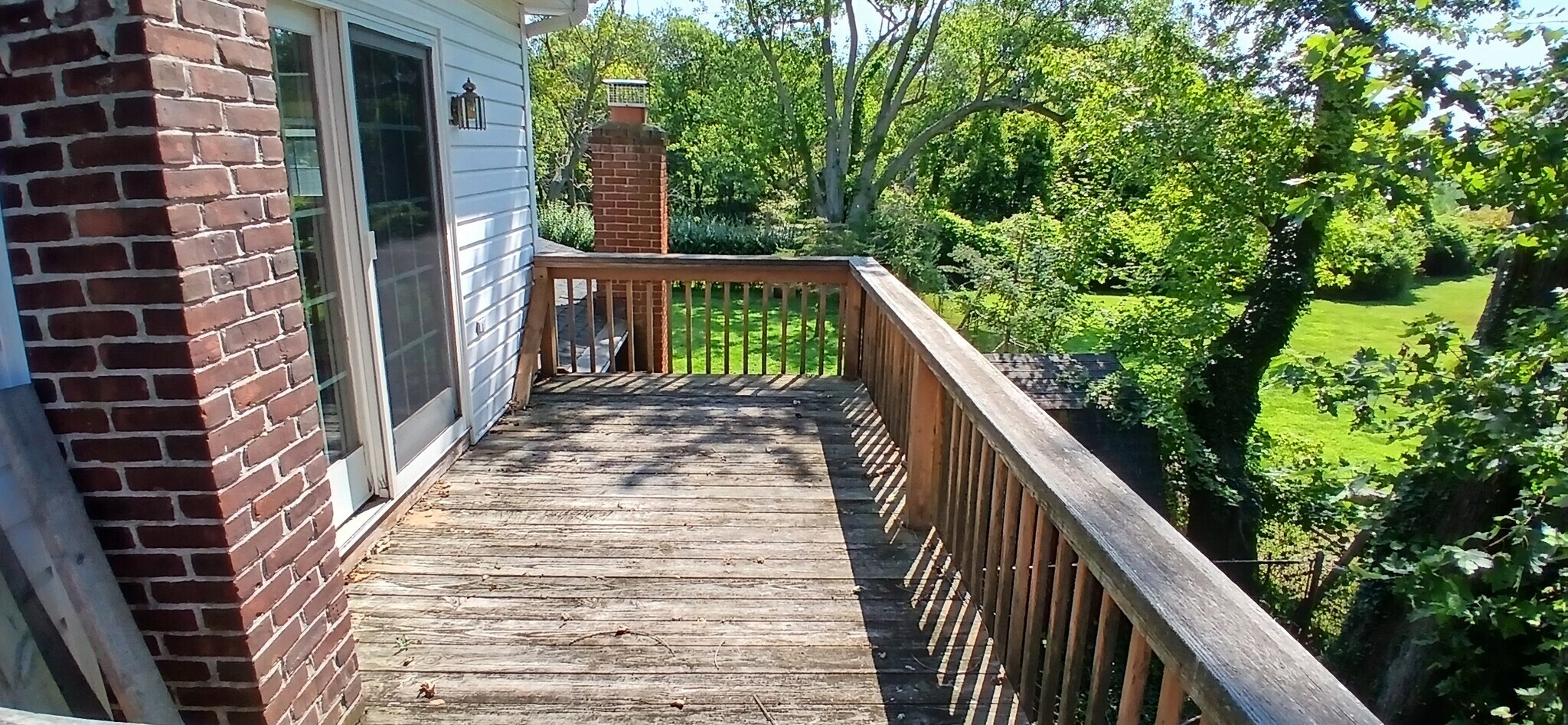 Upper Deck - 57 Brook St