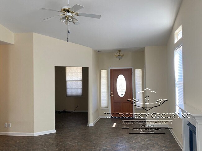 Building Photo - 108 Scotia Pines Cir