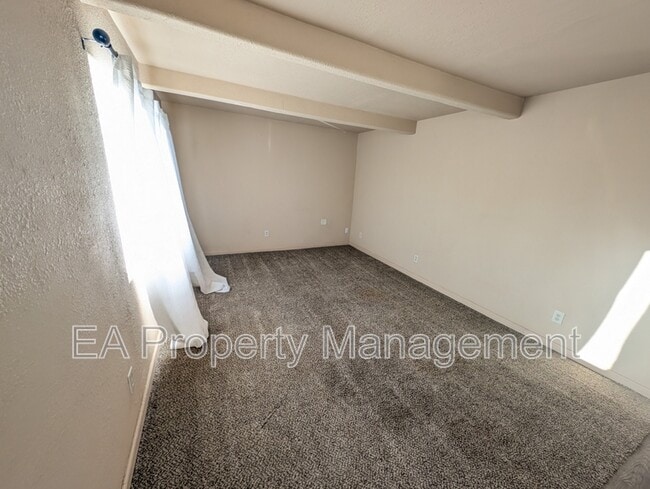 Building Photo - 212 65th St NW