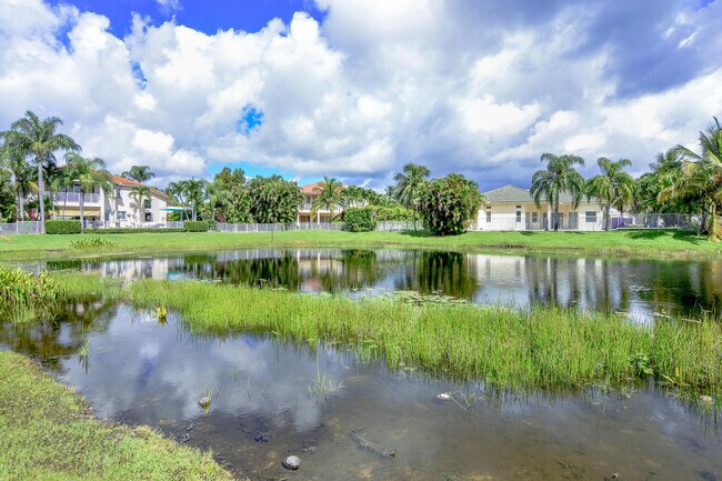 Building Photo - 4676 Manderly Dr