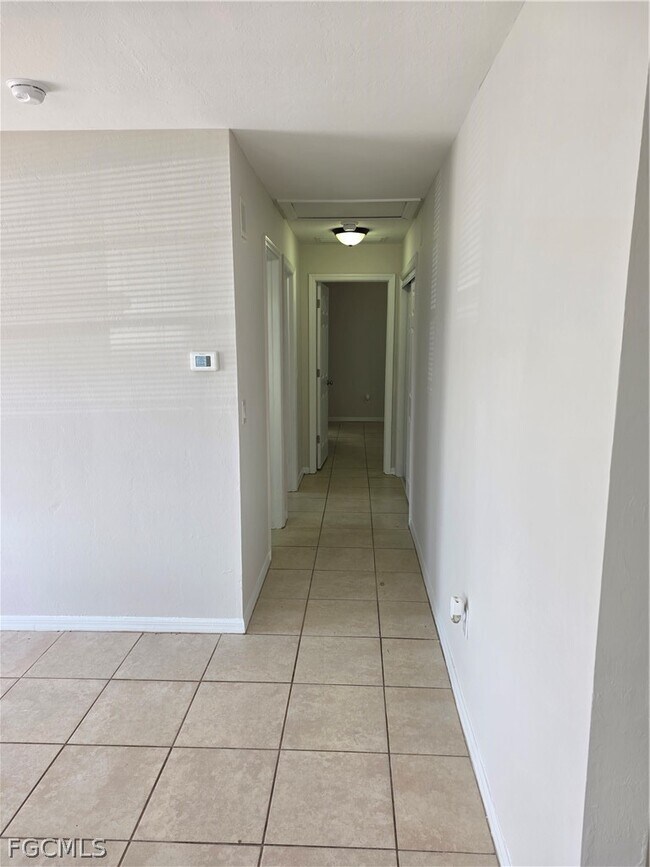 Building Photo - 5868 Littlestone Ct