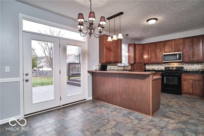 Building Photo - 11080 McDowell Dr