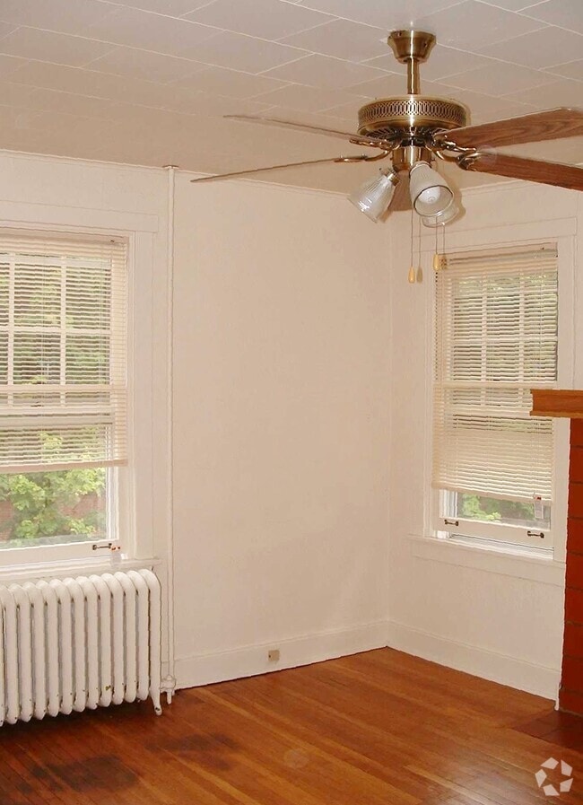 Building Photo - 5840 Alderson St
