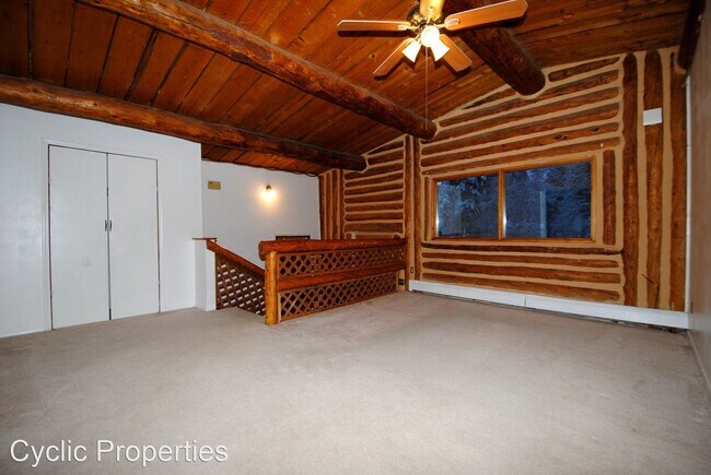 Building Photo - 4 br, 2 bath House - 2431 Schutzen