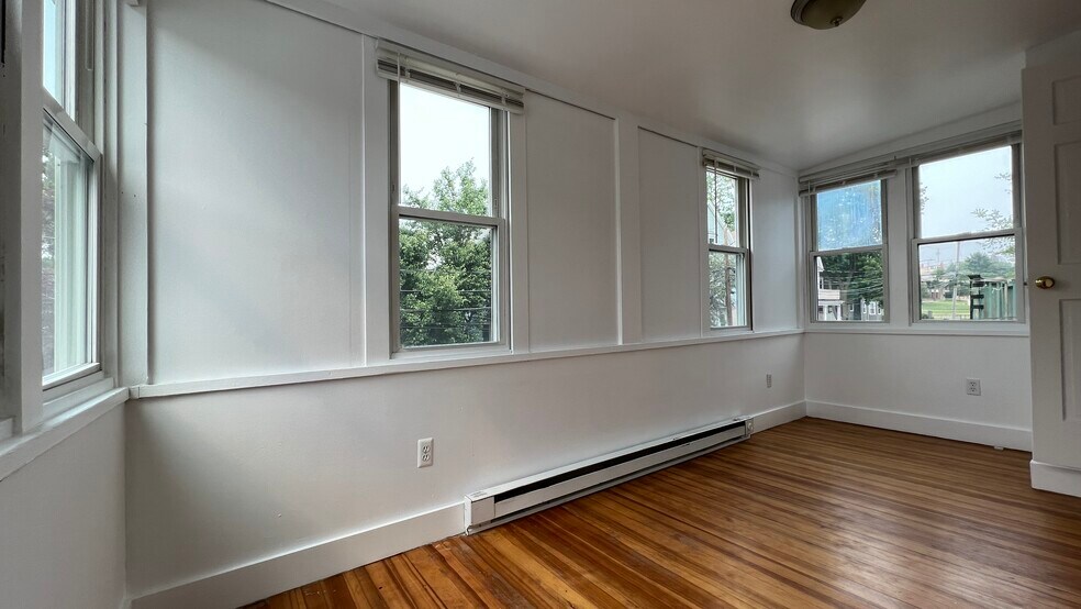 Building Photo - 22 Chetwynd Rd