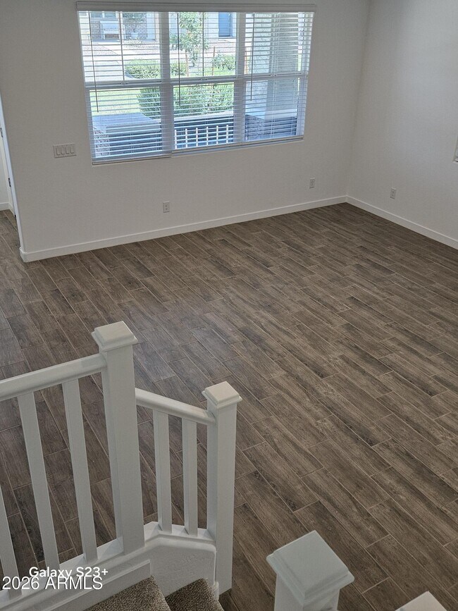 Building Photo - 3353 S Primrose