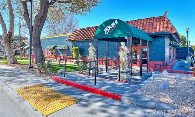 Building Photo - 501 W Foothill Blvd