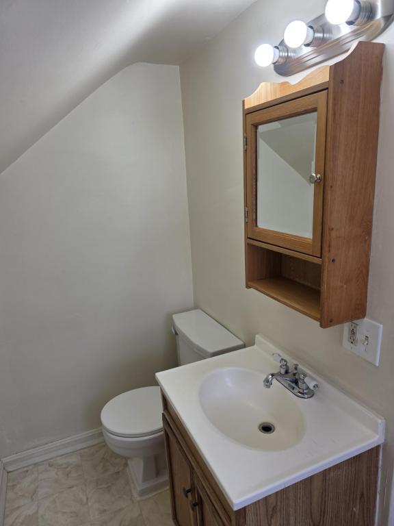 Building Photo - 224 Maryland St NW