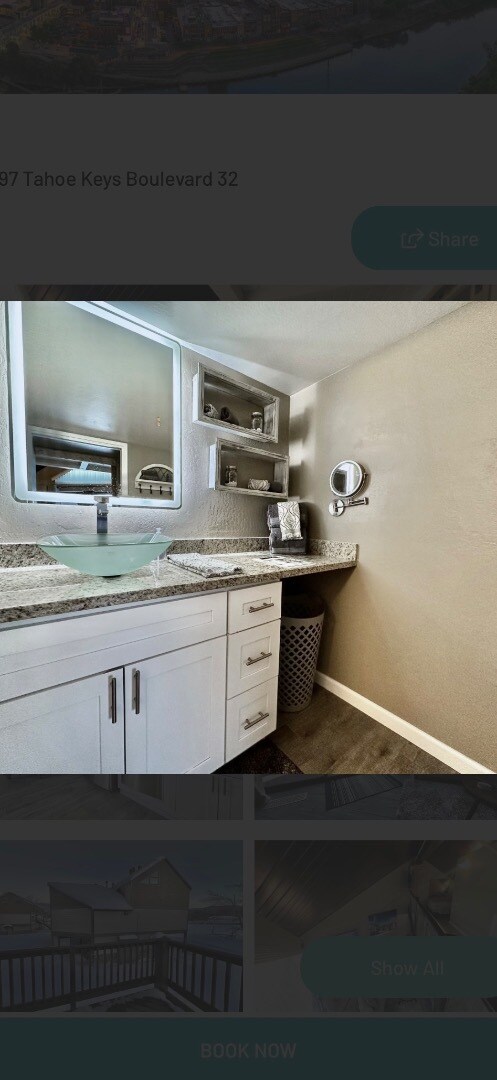 Building Photo - 497 Tahoe Keys Blvd