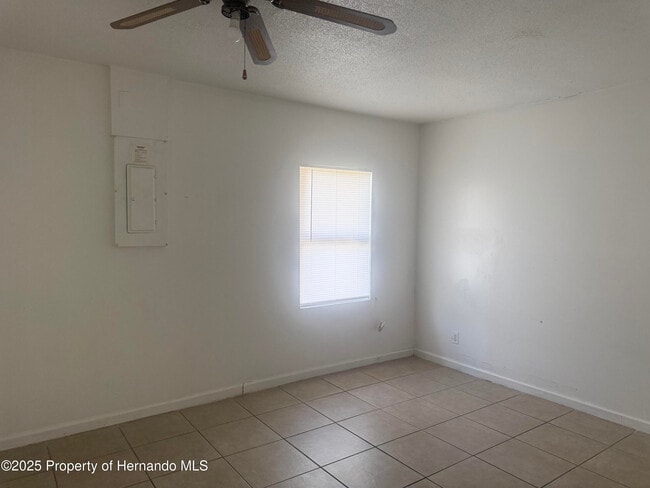 Building Photo - 5331 Pierpoint Ave