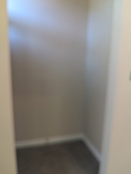 Building Photo - 1255 N Honore St