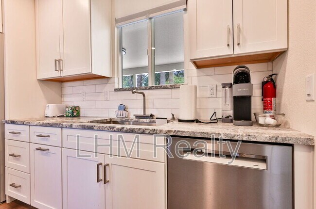 Building Photo - 1045 Leisure World
