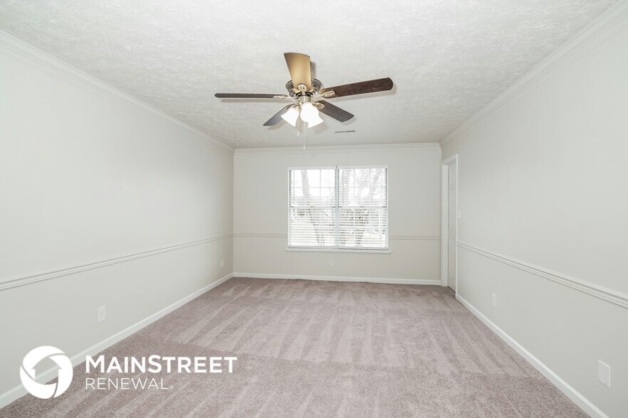 Building Photo - 1517 Randall Park Dr